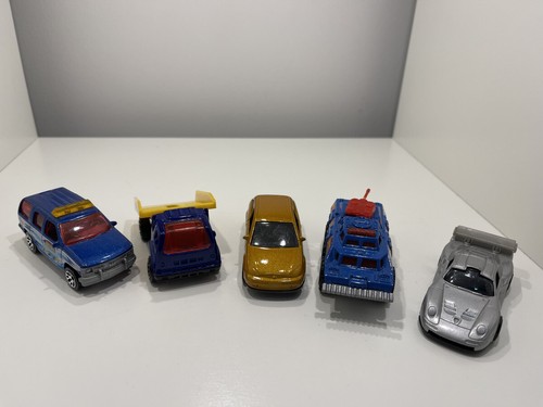 Collectible figures car - figures,
