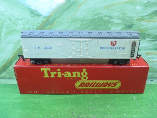 Triang r129 refrigerator - r129,